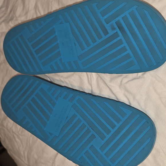 Bottega Veneta Slides - Picture 2 of 2